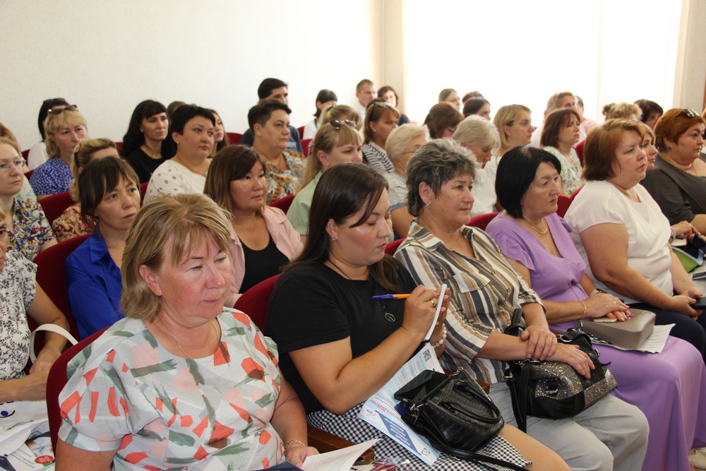 Центр финансовой грамотности и Федерация профсоюзов продолжают работу по финансовому просвещению трудящихся