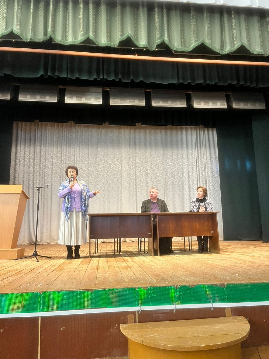 Победители конкурса «Трезвое село» получили Уголок финансовой грамотности 